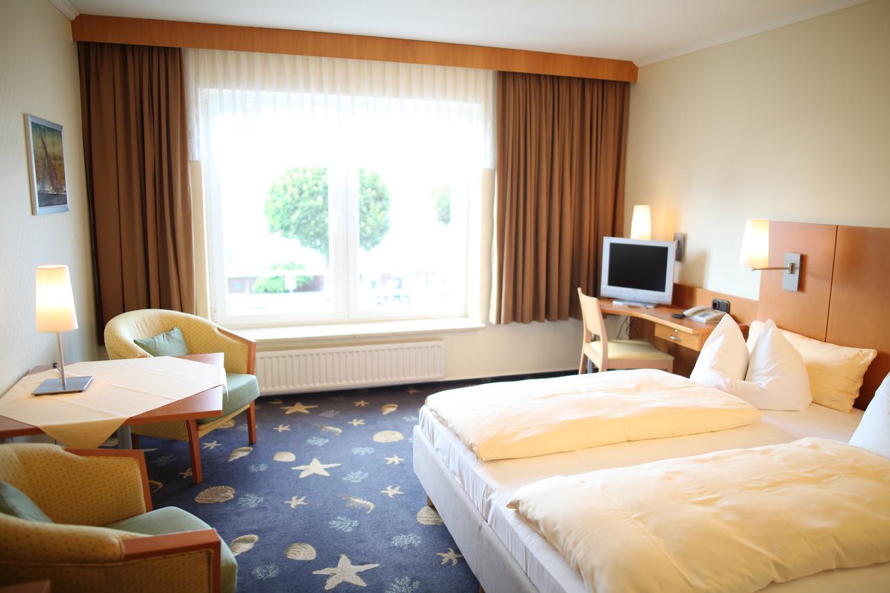 Hotel Seeterrassen Laboe Exterior foto
